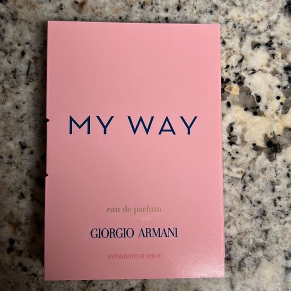 Travel Sample 🌺 - Picture 3 of 6